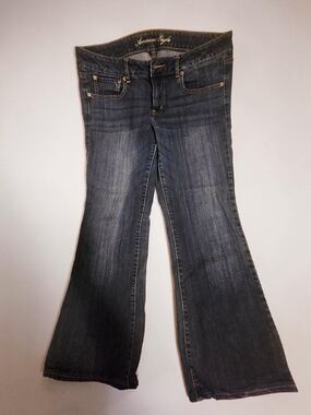American Eagle Outfitters Women’s Dark Blue Flare Jeans 12 Short